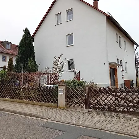 아파트 Geraeumige Nahe Nuernberg *